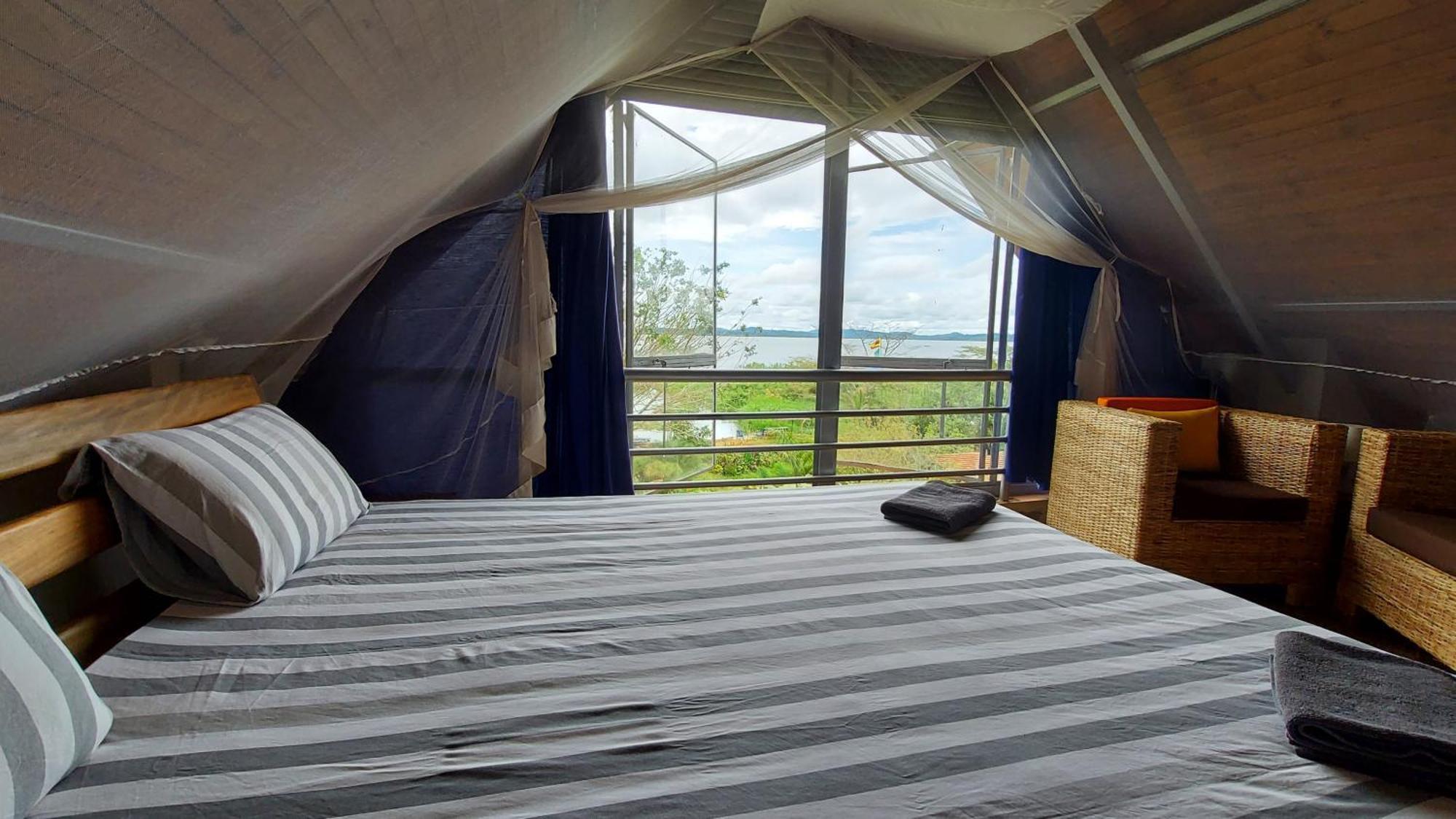 Yellow Haven Lodge Καμπάλα Δωμάτιο φωτογραφία